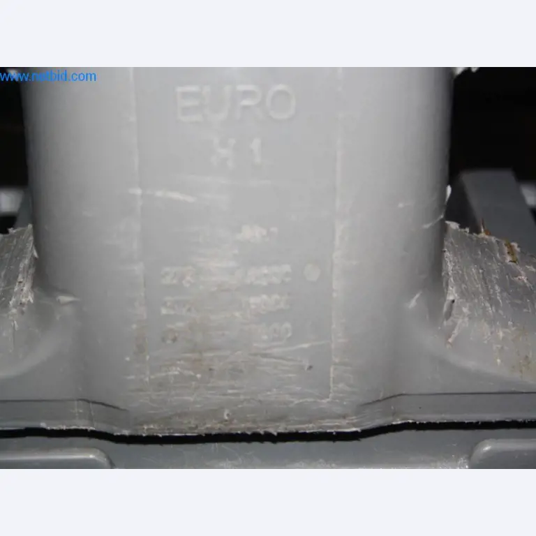 Devices for air conditioning, heating and cooling, workshop and storage facilities-5