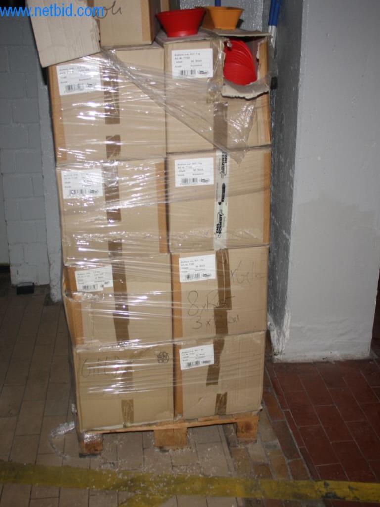 Devices for air conditioning, heating and cooling, workshop and storage facilities-3