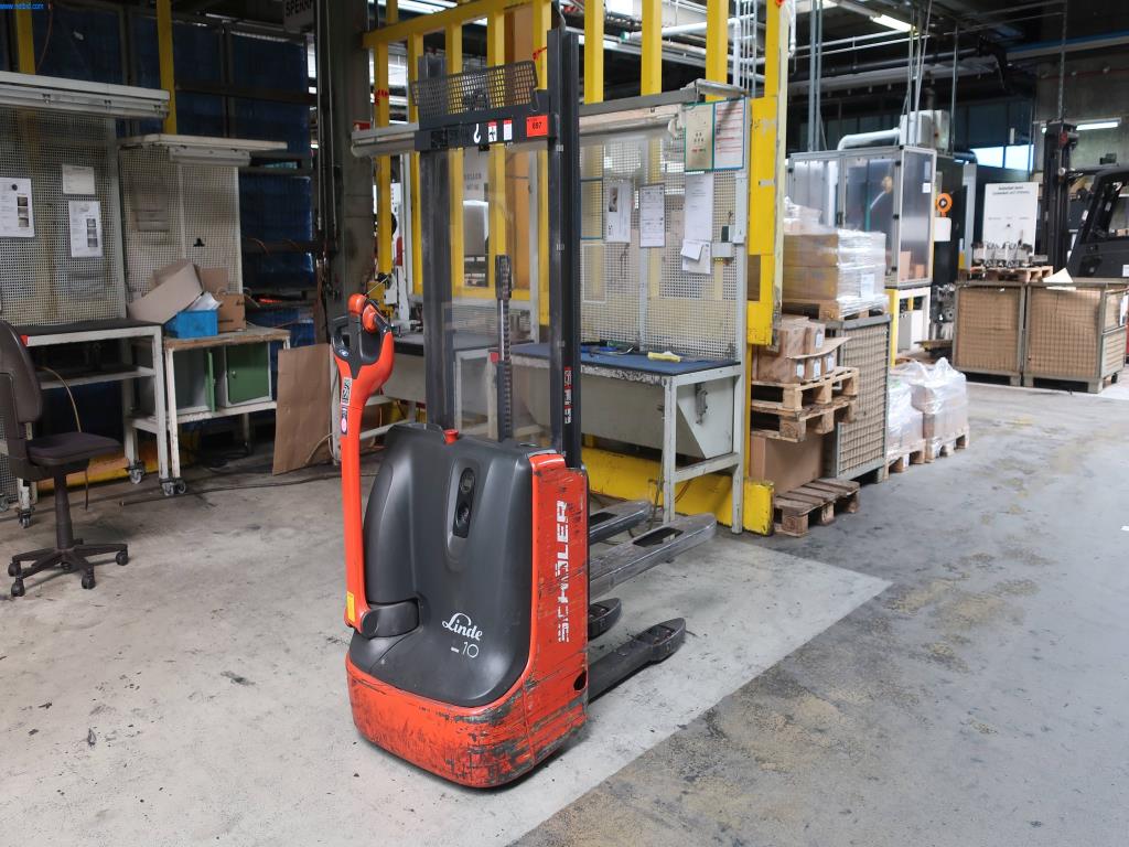 Systémy tlakového lití (hliník) 1 100 - 1 350 t,
Mechanické zpracování, výroba nástrojů
-1