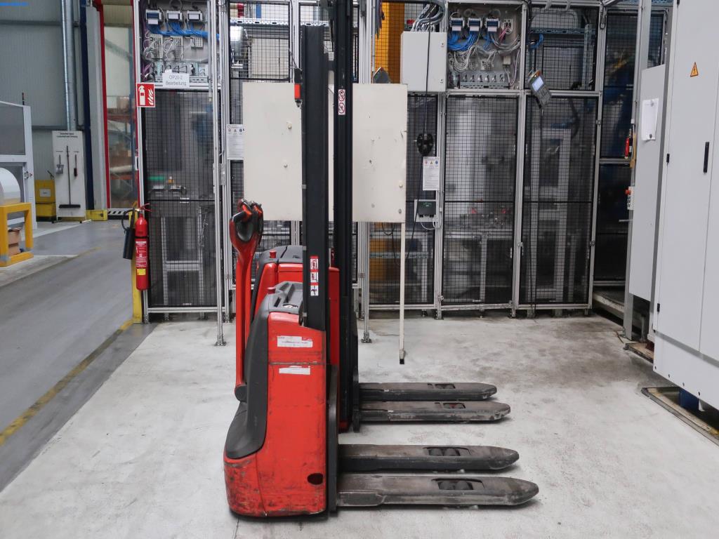 Systémy tlakového lití (hliník) 1 100 - 1 350 t,
Mechanické zpracování, výroba nástrojů
-2