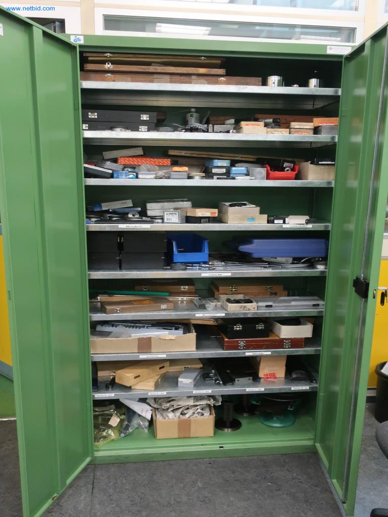 Systémy tlakového lití (hliník) 1 100 - 1 350 t,
Mechanické zpracování, výroba nástrojů
-2