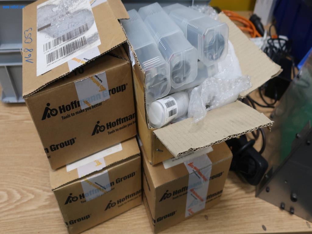 Systémy tlakového lití (hliník) 1 100 - 1 350 t,
Mechanické zpracování, výroba nástrojů
-8