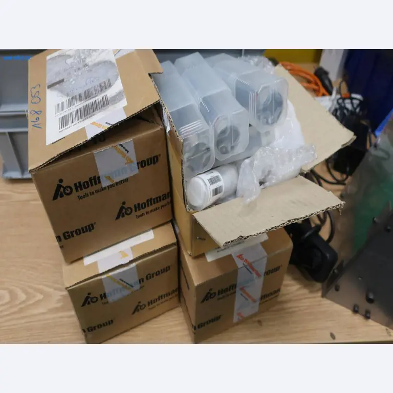 Sistemas de fundição injectada (alumínio) 1.100 - 1.350 t,
Processamento mecânico, fabrico de ferramentas
-8