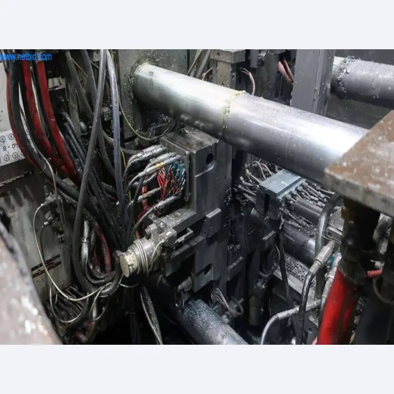 Druckgussanlagen (Al) 1.100 – 1.350 t, 
Mechanische Bearbeitung, Werkzeugbau
-33