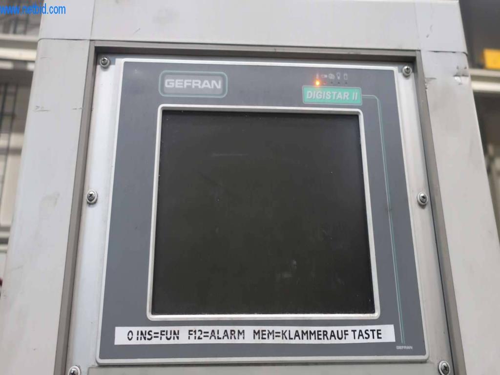 Systémy tlakového lití (hliník) 1 100 - 1 350 t,
Mechanické zpracování, výroba nástrojů
-4