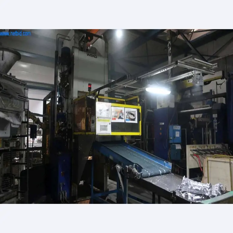 Sistemas de fundição injectada (alumínio) 1.100 - 1.350 t,
Processamento mecânico, fabrico de ferramentas
-15