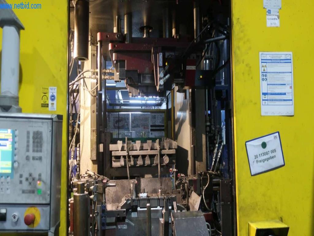 Systémy tlakového lití (hliník) 1 100 - 1 350 t,
Mechanické zpracování, výroba nástrojů
-16