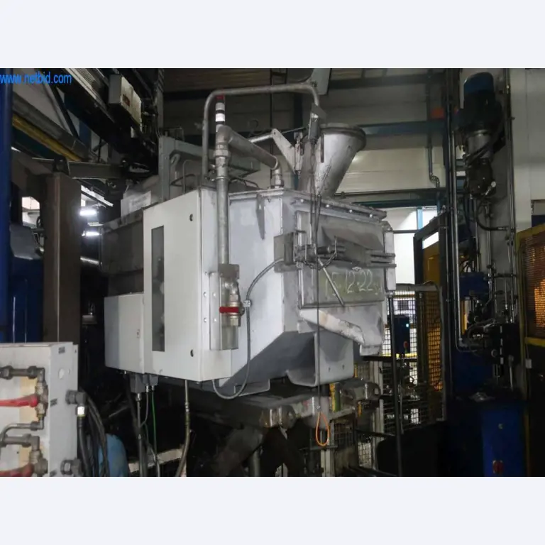 Sistemas de fundição injectada (alumínio) 1.100 - 1.350 t,
Processamento mecânico, fabrico de ferramentas
-25