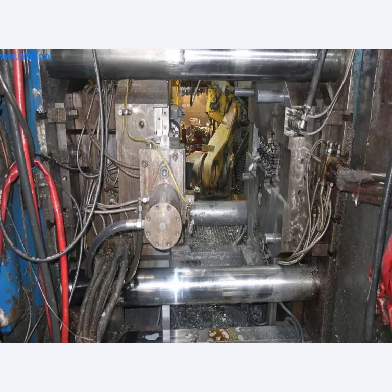 Sistemas de fundição injectada (alumínio) 1.100 - 1.350 t,
Processamento mecânico, fabrico de ferramentas
-2