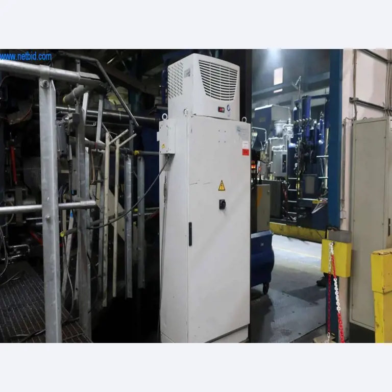 Sistemas de fundição injectada (alumínio) 1.100 - 1.350 t,
Processamento mecânico, fabrico de ferramentas
-7