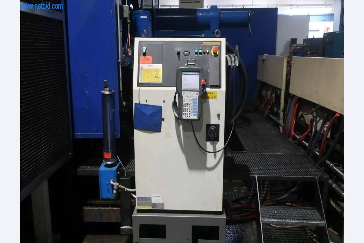 Sistemas de fundição injectada (alumínio) 1.100 - 1.350 t,
Processamento mecânico, fabrico de ferramentas
-9