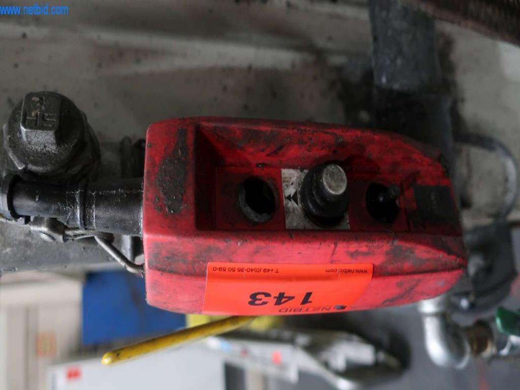 Systémy tlakového lití (hliník) 1 100 - 1 350 t,
Mechanické zpracování, výroba nástrojů
-2