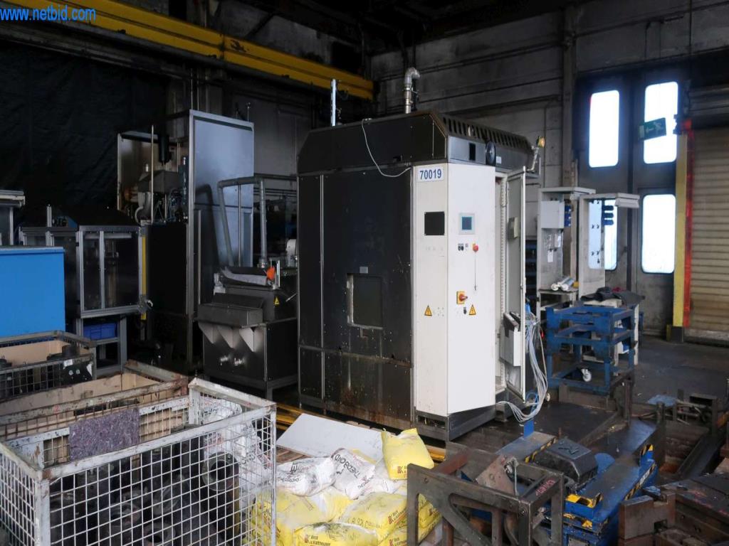 Systémy tlakového lití (hliník) 1 100 - 1 350 t,
Mechanické zpracování, výroba nástrojů
-8