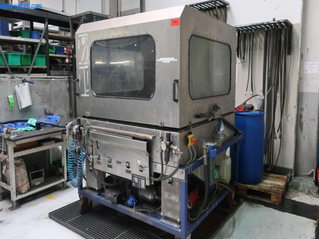 Systémy tlakového lití (hliník) 1 100 - 1 350 t,
Mechanické zpracování, výroba nástrojů
-2