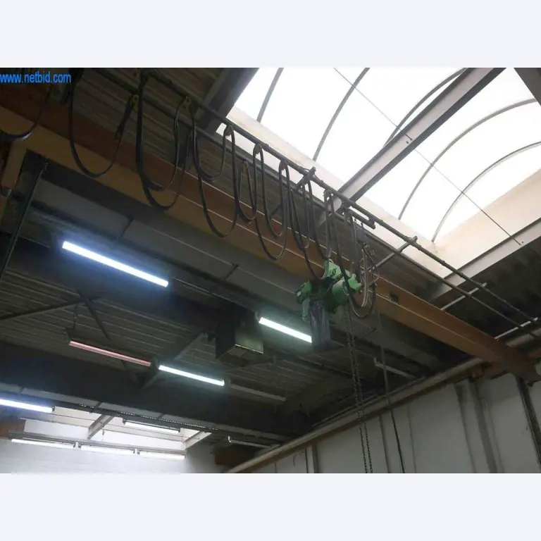 Systemy odlewania ciśnieniowego (aluminium) 1,100 - 1,350 t,
Obróbka mechaniczna, produkcja narzędzi
-1