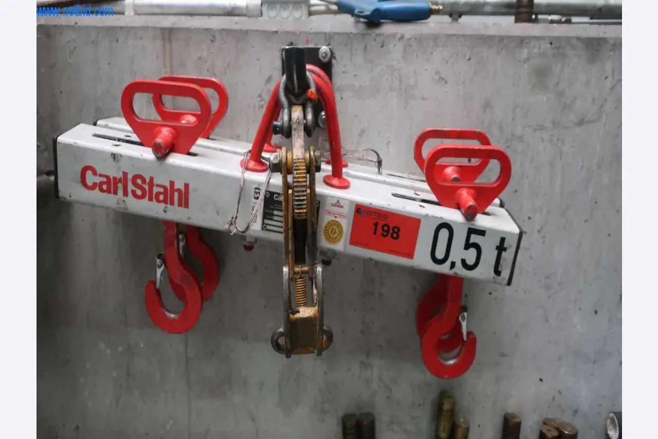 Systemy odlewania ciśnieniowego (aluminium) 1,100 - 1,350 t,
Obróbka mechaniczna, produkcja narzędzi
-1