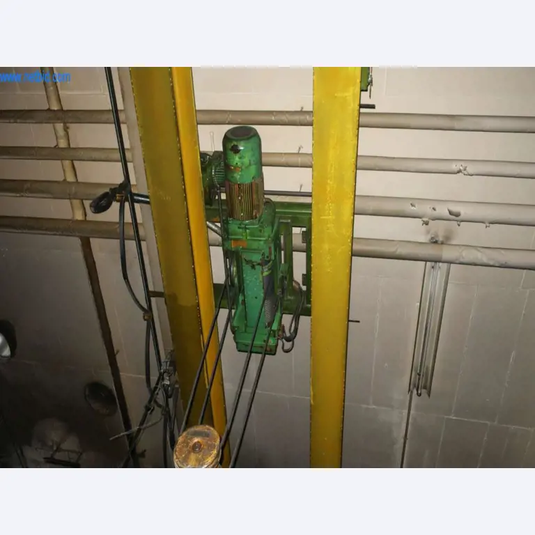 Sistemas de fundição injectada (alumínio) 1.100 - 1.350 t,
Processamento mecânico, fabrico de ferramentas
-1