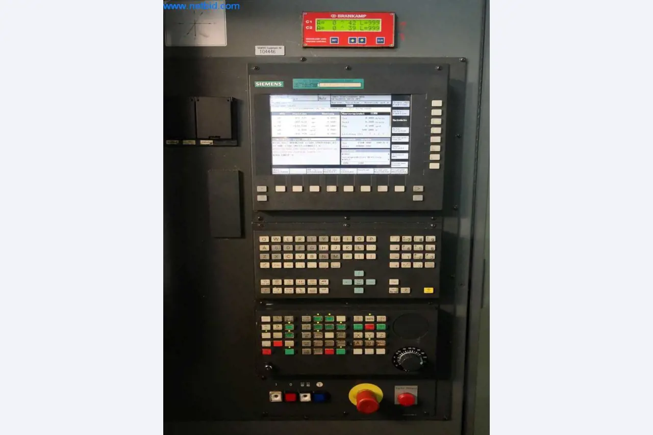 Sistemas de fundição injectada (alumínio) 1.100 - 1.350 t,
Processamento mecânico, fabrico de ferramentas
-7