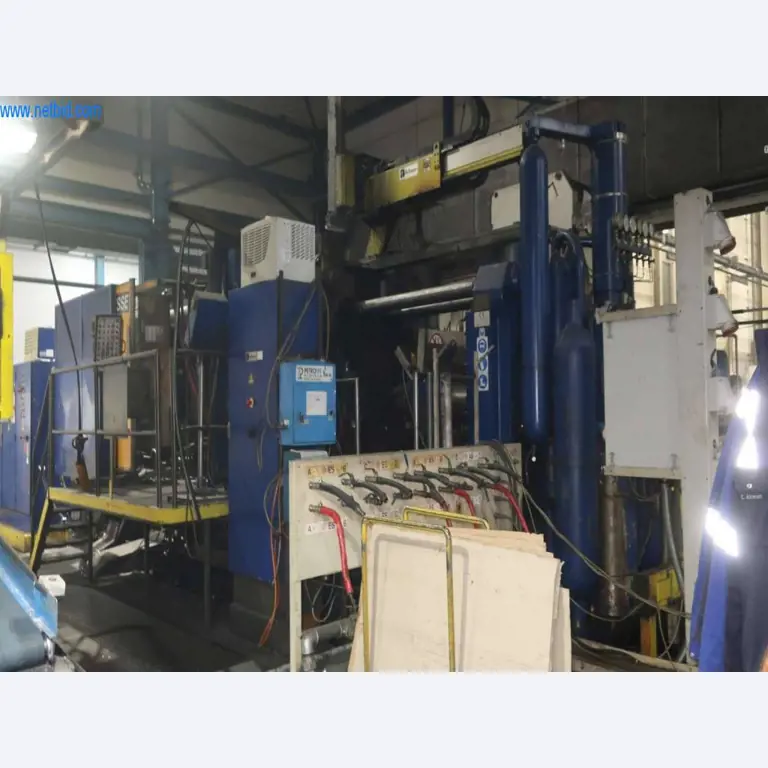 Sistemas de fundição injectada (alumínio) 1.100 - 1.350 t,
Processamento mecânico, fabrico de ferramentas
-20