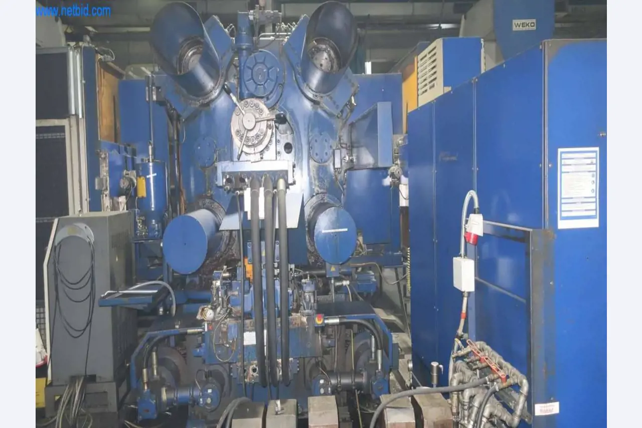 Sistemas de fundição injectada (alumínio) 1.100 - 1.350 t,
Processamento mecânico, fabrico de ferramentas
-2