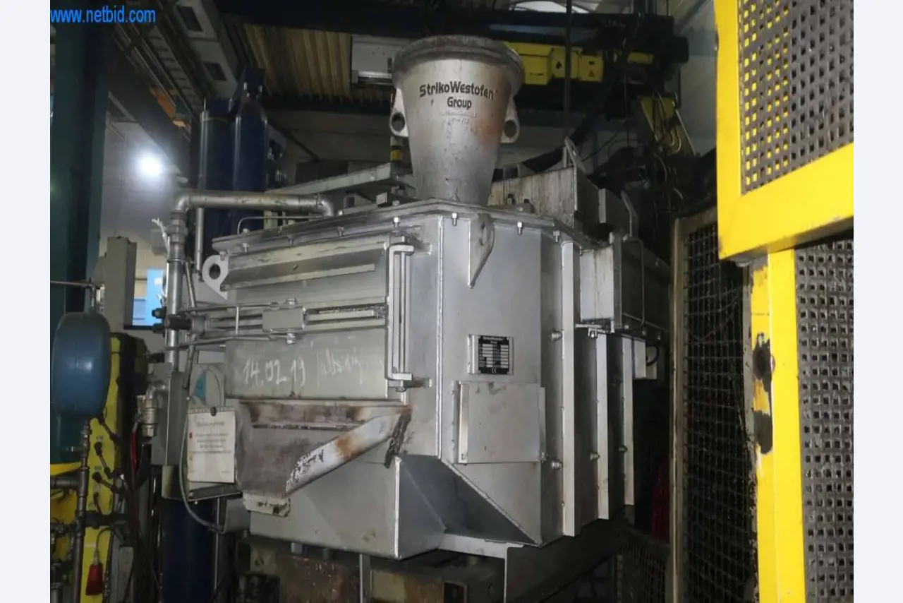 Sistemas de fundição injectada (alumínio) 1.100 - 1.350 t,
Processamento mecânico, fabrico de ferramentas
-6