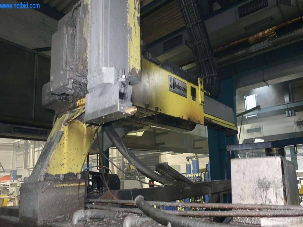 Systémy tlakového lití (hliník) 1 100 - 1 350 t,
Mechanické zpracování, výroba nástrojů
-9