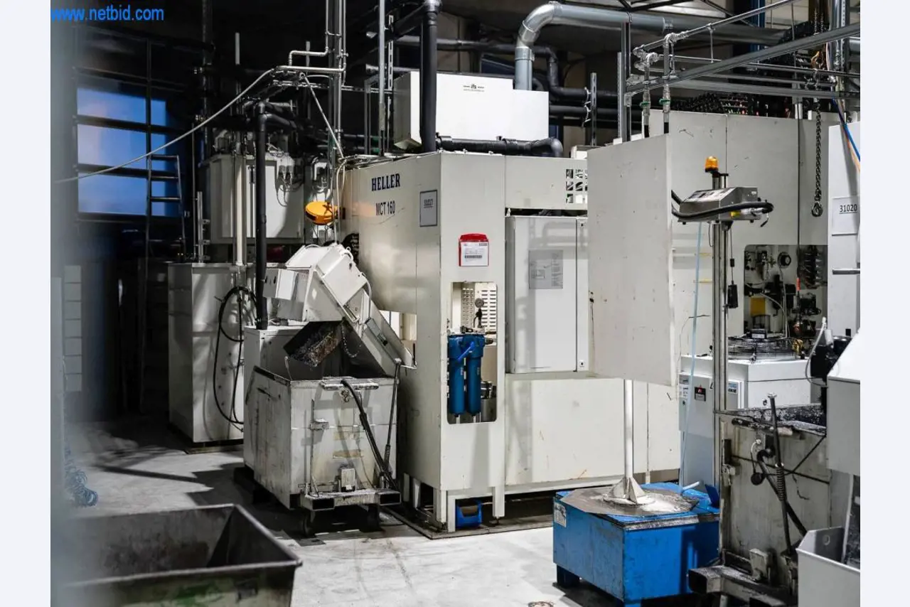 Sistemas de fundição injectada (alumínio) 1.100 - 1.350 t,
Processamento mecânico, fabrico de ferramentas
-2