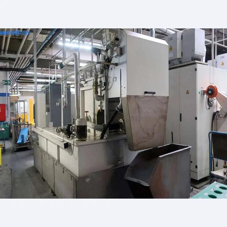 Sistemas de fundição injectada (alumínio) 1.100 - 1.350 t,
Processamento mecânico, fabrico de ferramentas
-2
