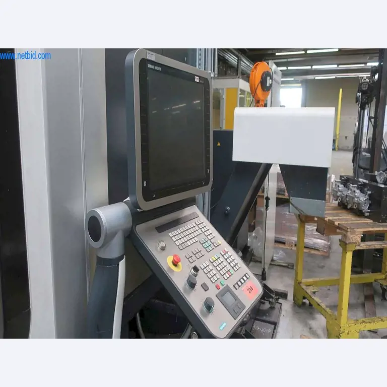 Sistemas de fundição injectada (alumínio) 1.100 - 1.350 t,
Processamento mecânico, fabrico de ferramentas
-15