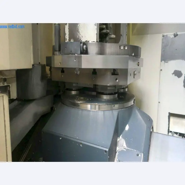 Sistemas de fundição injectada (alumínio) 1.100 - 1.350 t,
Processamento mecânico, fabrico de ferramentas
-6