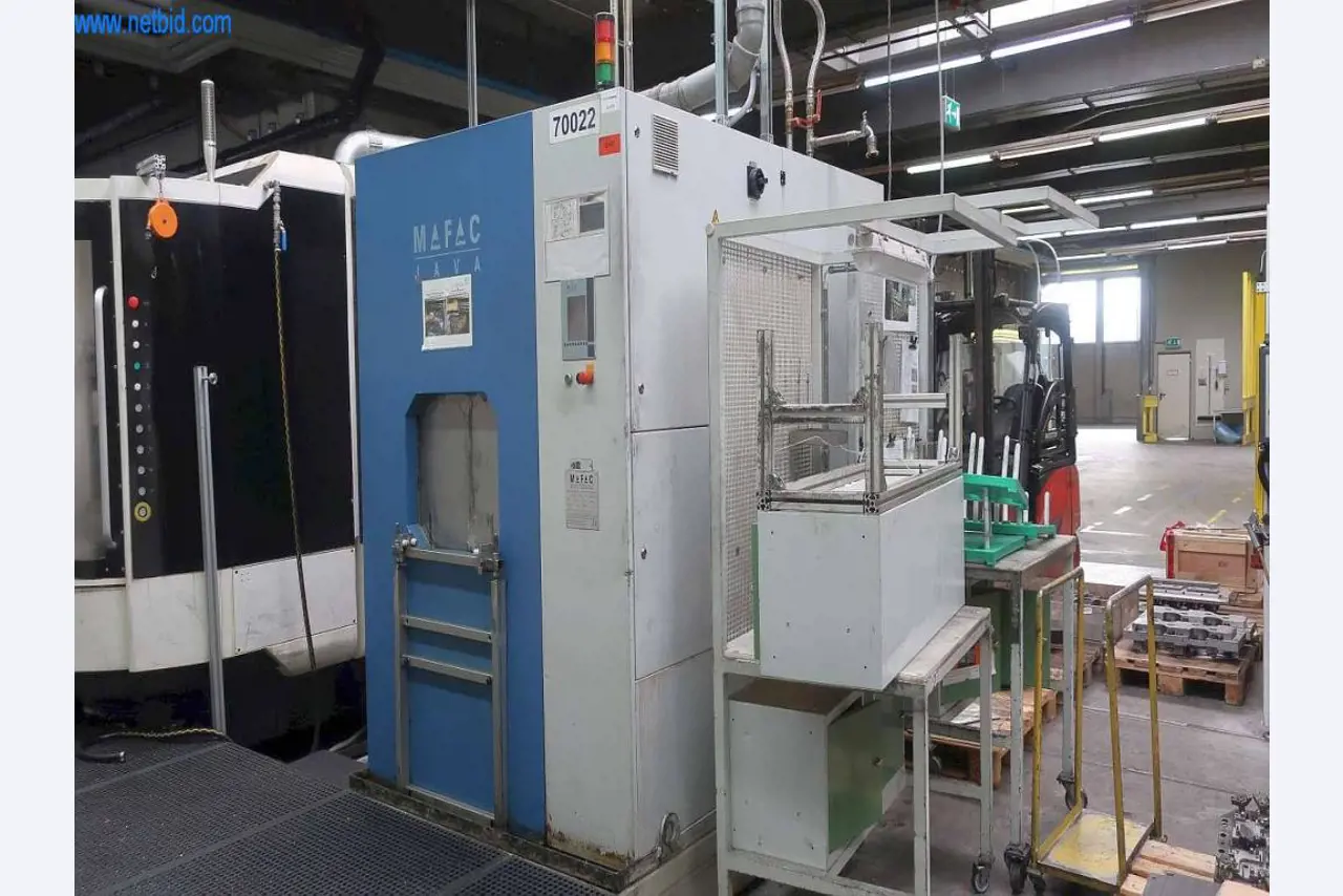 Sistemas de fundição injectada (alumínio) 1.100 - 1.350 t,
Processamento mecânico, fabrico de ferramentas
-2