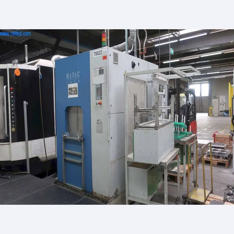 Sistemas de fundição injectada (alumínio) 1.100 - 1.350 t,
Processamento mecânico, fabrico de ferramentas
-2