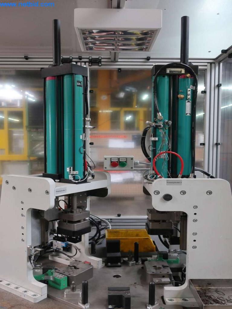 Systémy tlakového lití (hliník) 1 100 - 1 350 t,
Mechanické zpracování, výroba nástrojů
-3