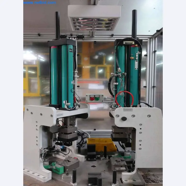 Sistemas de fundição injectada (alumínio) 1.100 - 1.350 t,
Processamento mecânico, fabrico de ferramentas
-3