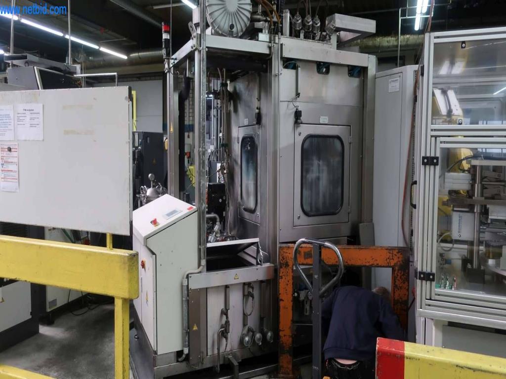 Systémy tlakového lití (hliník) 1 100 - 1 350 t,
Mechanické zpracování, výroba nástrojů
-14