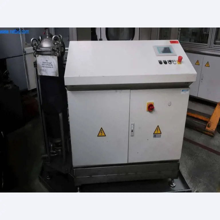 Sistemas de fundição injectada (alumínio) 1.100 - 1.350 t,
Processamento mecânico, fabrico de ferramentas
-17