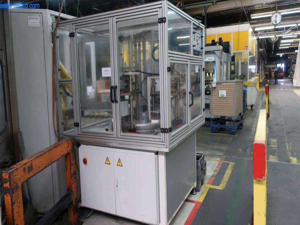 Systémy tlakového lití (hliník) 1 100 - 1 350 t,
Mechanické zpracování, výroba nástrojů
-23