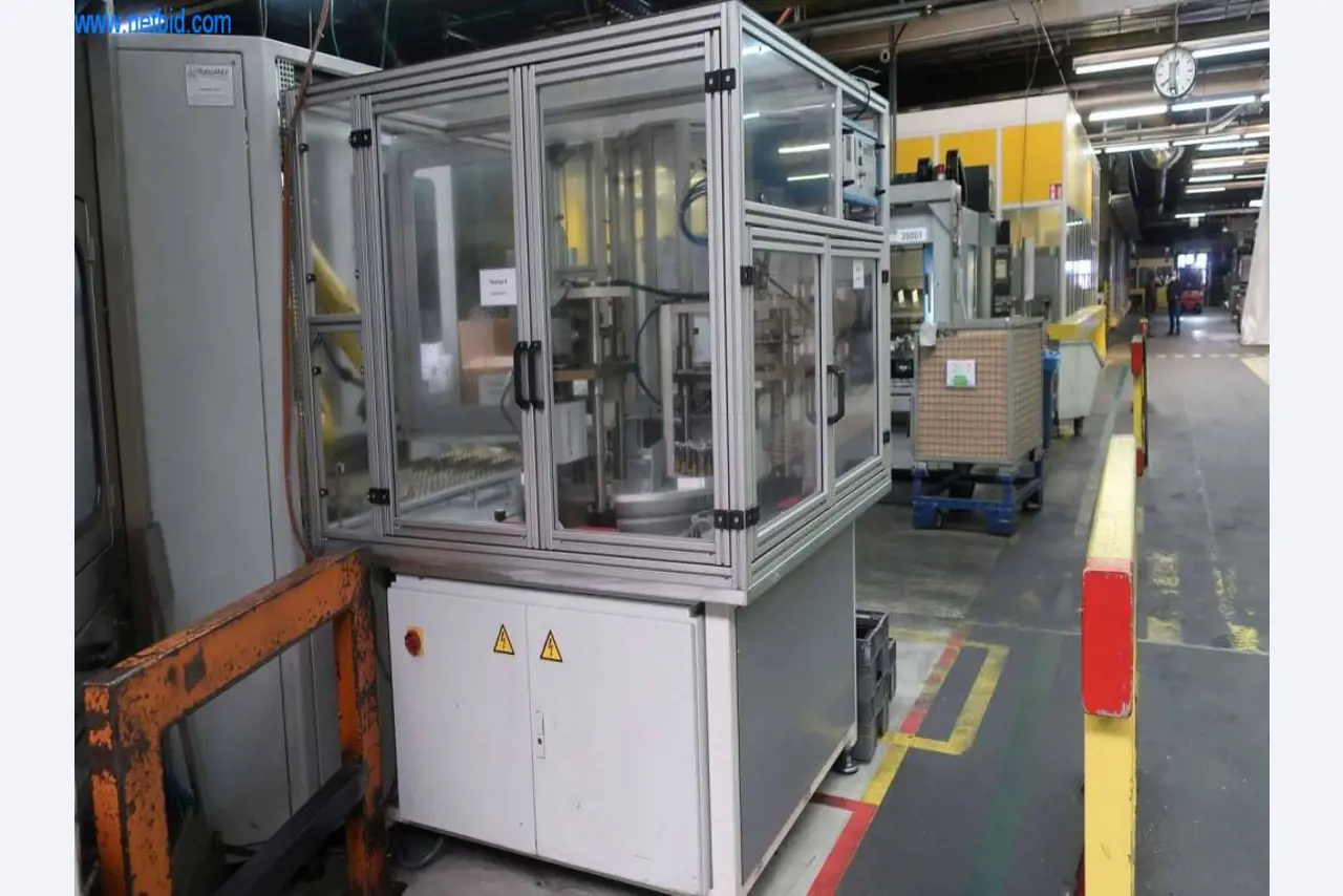 Sistemas de fundição injectada (alumínio) 1.100 - 1.350 t,
Processamento mecânico, fabrico de ferramentas
-23