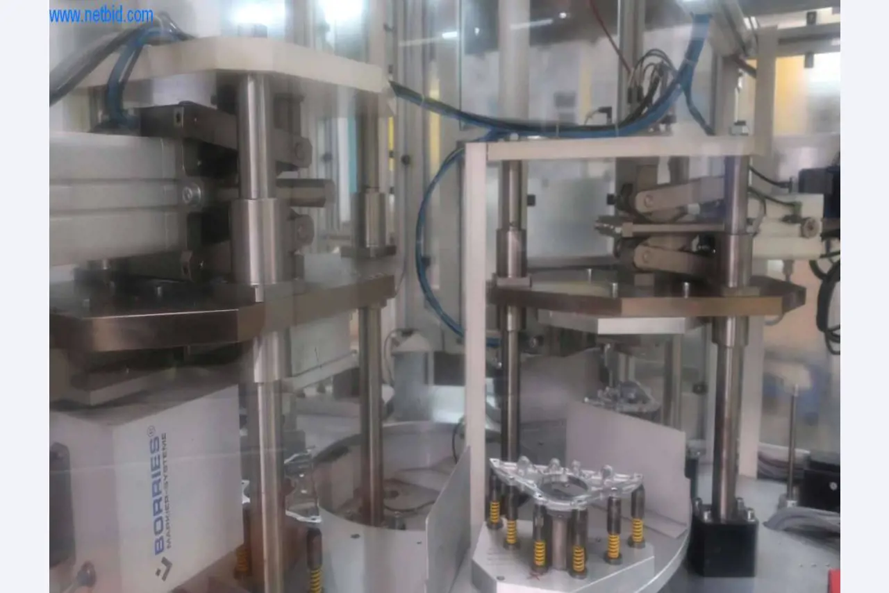 Sistemas de fundição injectada (alumínio) 1.100 - 1.350 t,
Processamento mecânico, fabrico de ferramentas
-25