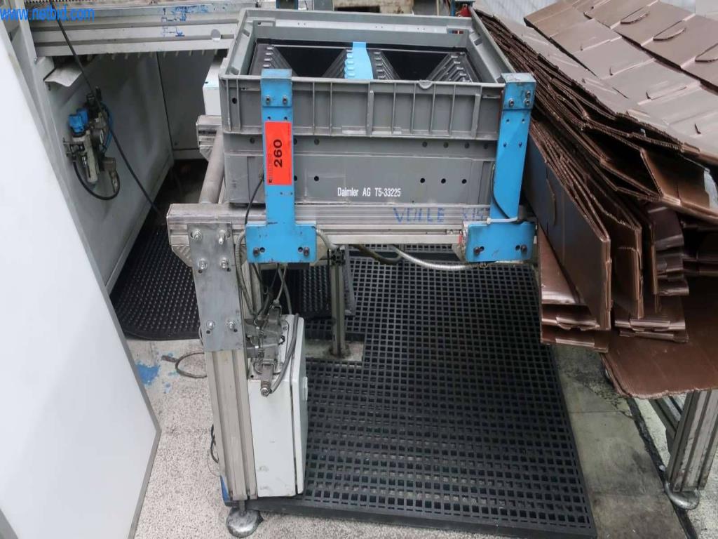 Systémy tlakového lití (hliník) 1 100 - 1 350 t,
Mechanické zpracování, výroba nástrojů
-26