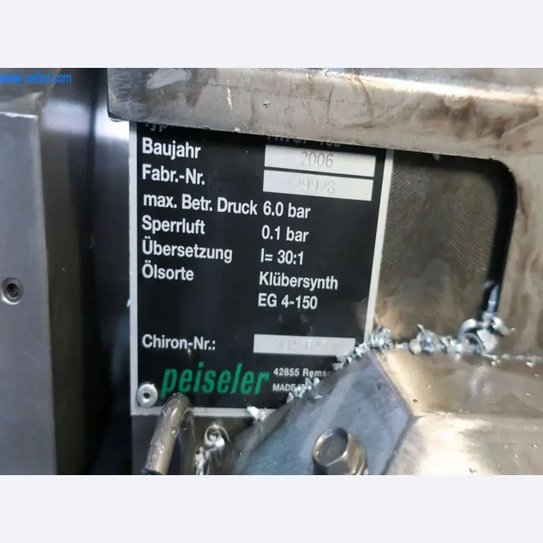 Sistemas de fundição injectada (alumínio) 1.100 - 1.350 t,
Processamento mecânico, fabrico de ferramentas
-12