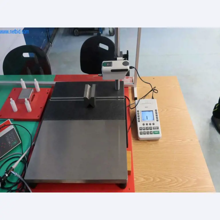 Sistemas de fundição injectada (alumínio) 1.100 - 1.350 t,
Processamento mecânico, fabrico de ferramentas
-1