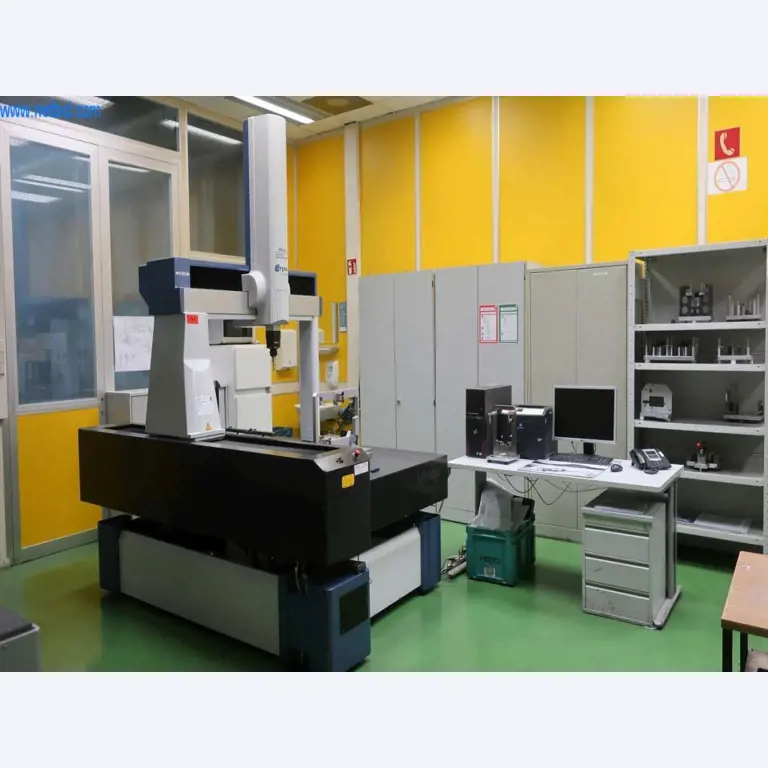 Systemy odlewania ciśnieniowego (aluminium) 1,100 - 1,350 t,
Obróbka mechaniczna, produkcja narzędzi
-3