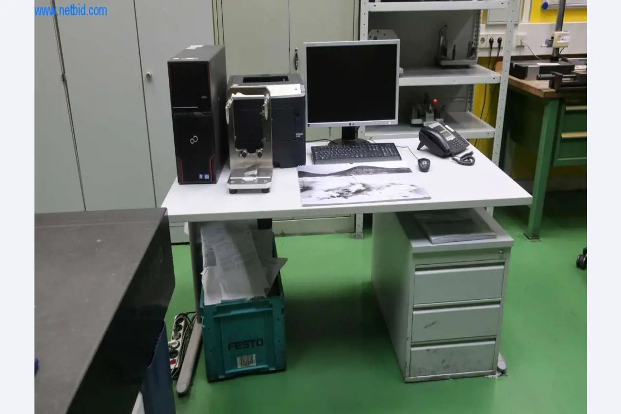 Systemy odlewania ciśnieniowego (aluminium) 1,100 - 1,350 t,
Obróbka mechaniczna, produkcja narzędzi
-9