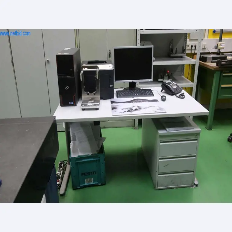 Systemy odlewania ciśnieniowego (aluminium) 1,100 - 1,350 t,
Obróbka mechaniczna, produkcja narzędzi
-9