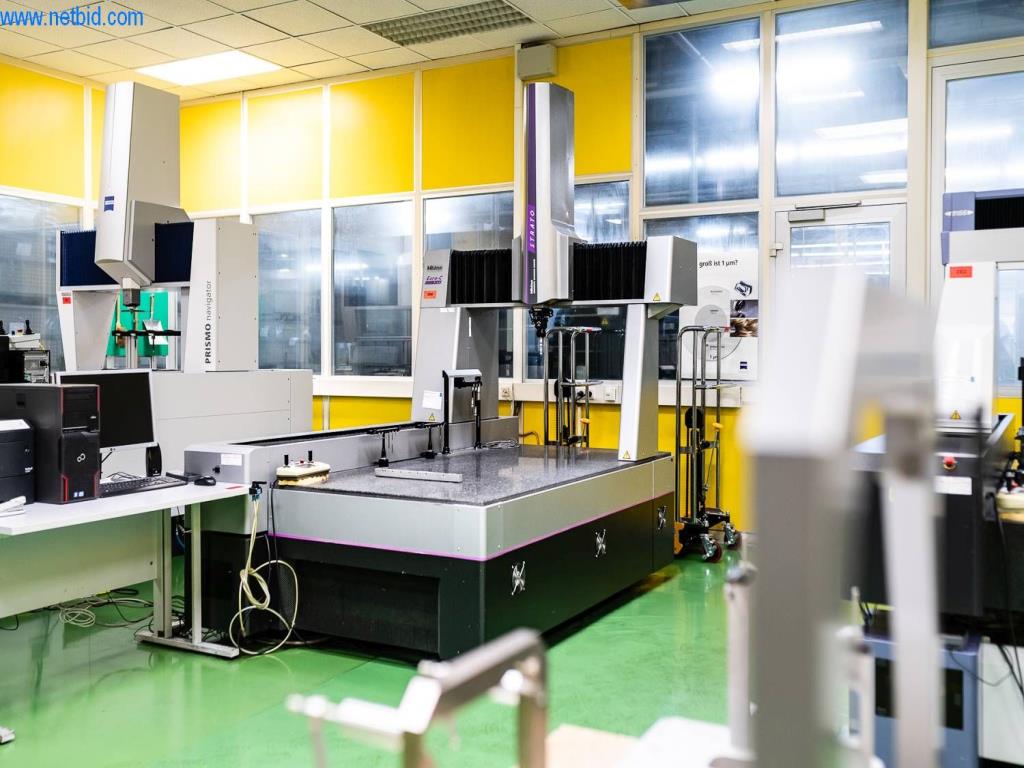 Systémy tlakového lití (hliník) 1 100 - 1 350 t,
Mechanické zpracování, výroba nástrojů
-1