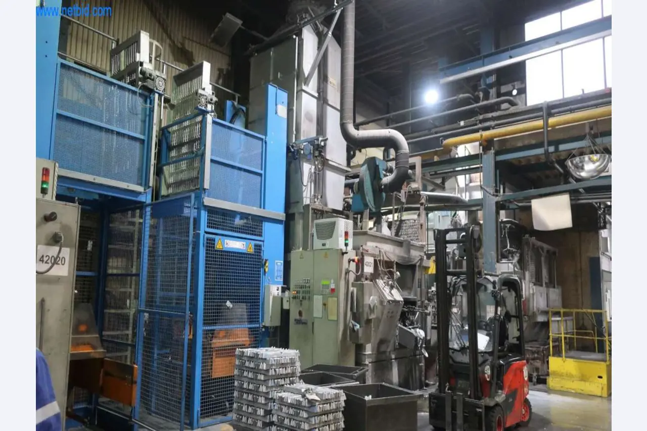 Sistemas de fundição injectada (alumínio) 1.100 - 1.350 t,
Processamento mecânico, fabrico de ferramentas
-1