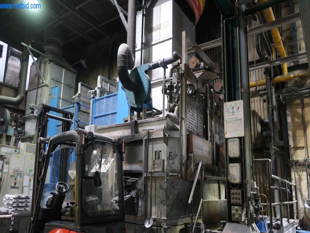 Systémy tlakového lití (hliník) 1 100 - 1 350 t,
Mechanické zpracování, výroba nástrojů
-2