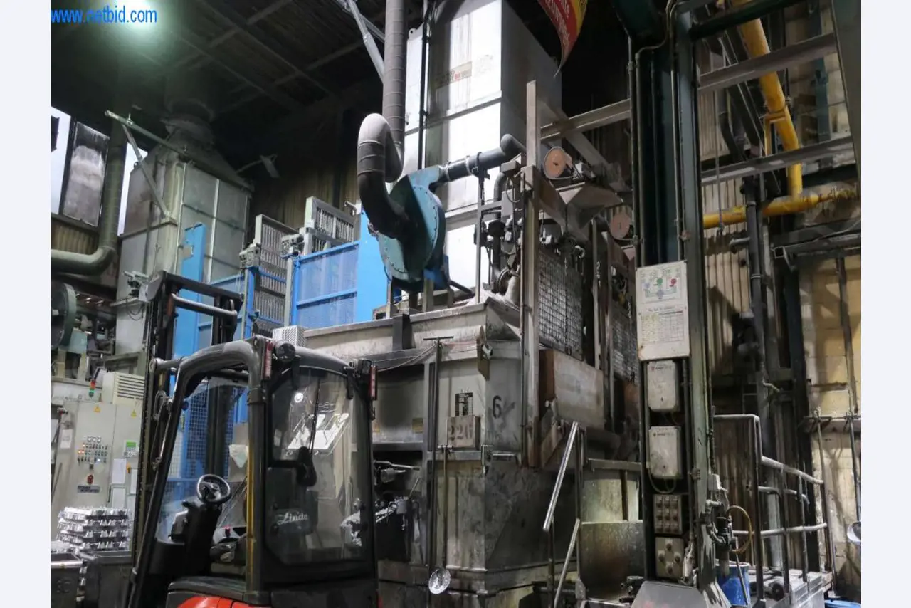 Sistemas de fundição injectada (alumínio) 1.100 - 1.350 t,
Processamento mecânico, fabrico de ferramentas
-2