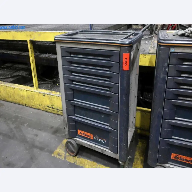 Systémy tlakového lití (hliník) 1 100 - 1 350 t,
Mechanické zpracování, výroba nástrojů
-1